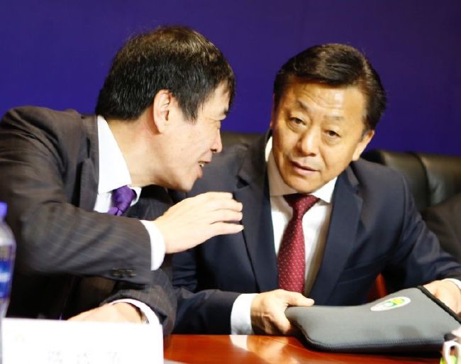 亚洲产国偷v产偷v自拍色戒