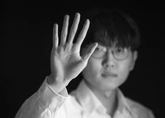 与她窒息