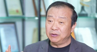 8090yy亚洲人精品久久